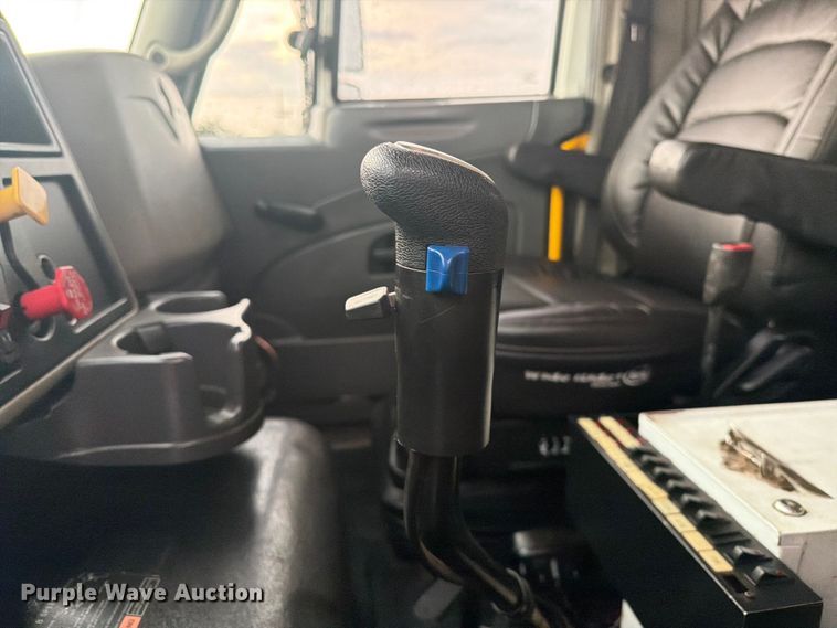image for item EG9244 2011 International 7600 Crew Cab crane truck