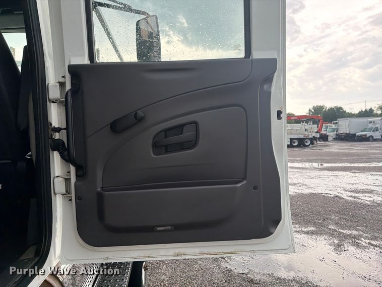 image for item EG9244 2011 International 7600 Crew Cab crane truck