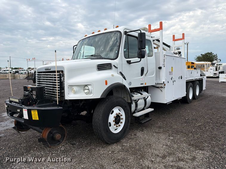 image for item EG9246 2010 Freightliner Business Class M2 utility / service truck