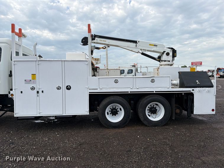 image for item EG9246 2010 Freightliner Business Class M2 utility / service truck