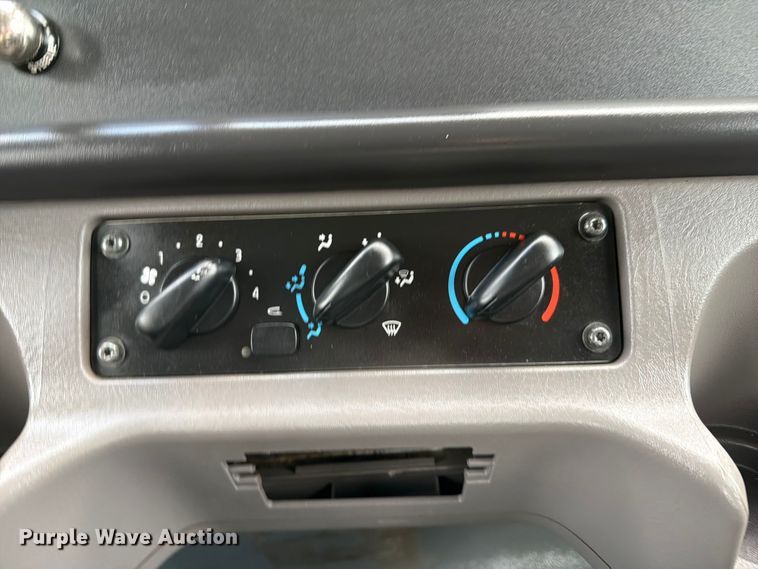 image for item EG9246 2010 Freightliner Business Class M2 utility / service truck
