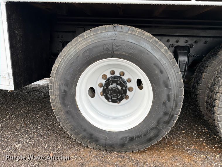 image for item EG9246 2010 Freightliner Business Class M2 utility / service truck