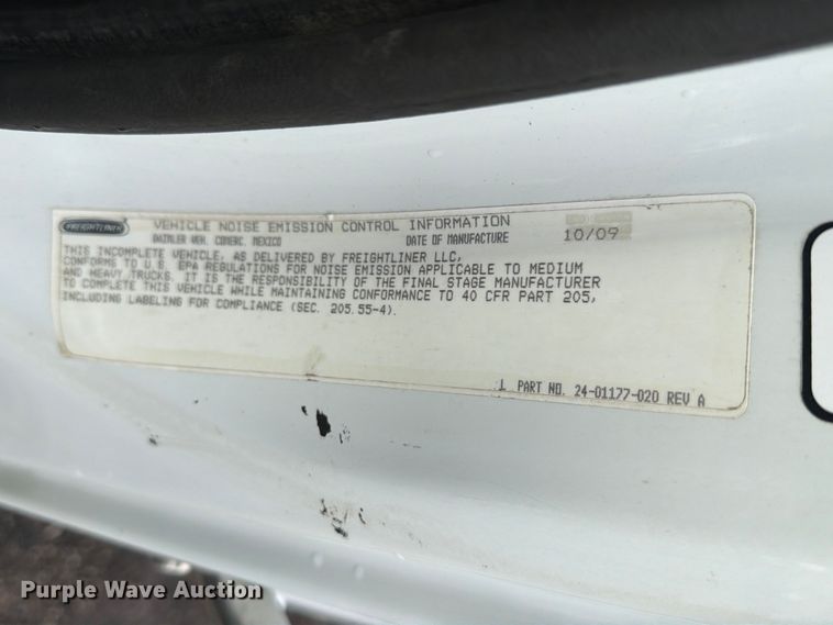 image for item EG9246 2010 Freightliner Business Class M2 utility / service truck