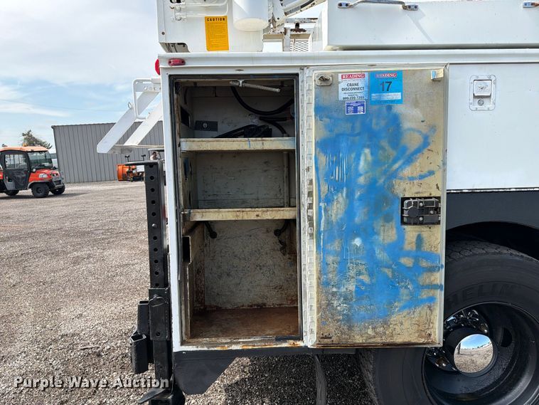 image for item EG9248 2008 International 4300 utility / service truck