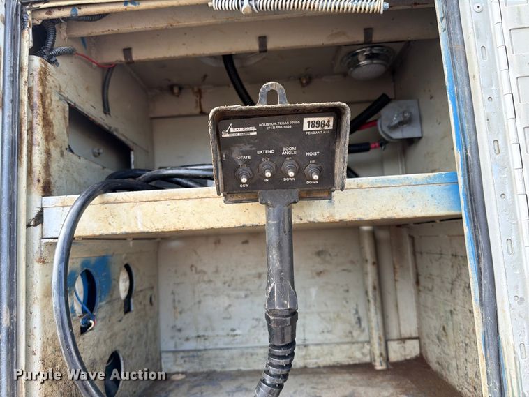 image for item EG9248 2008 International 4300 utility / service truck