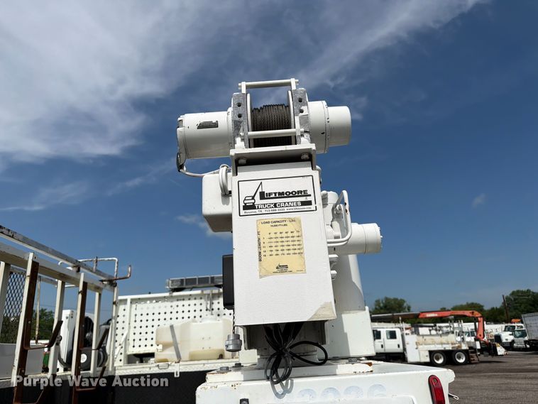 image for item EG9248 2008 International 4300 utility / service truck