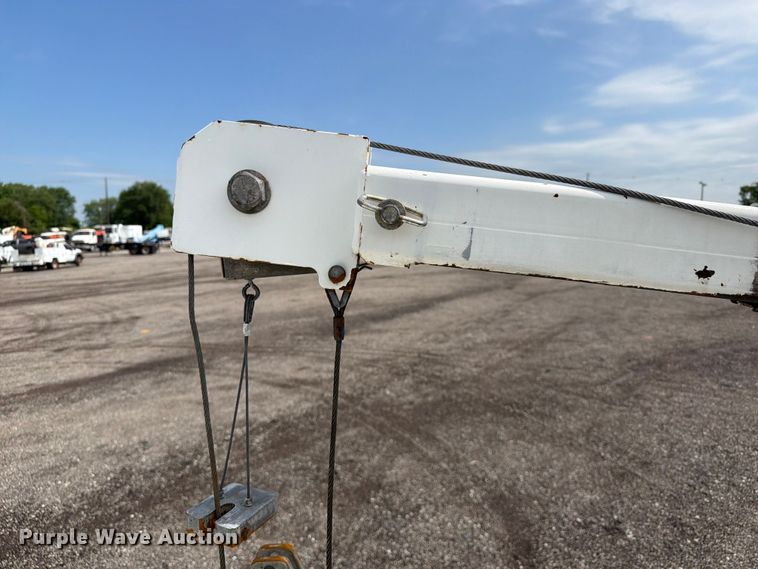image for item EG9248 2008 International 4300 utility / service truck