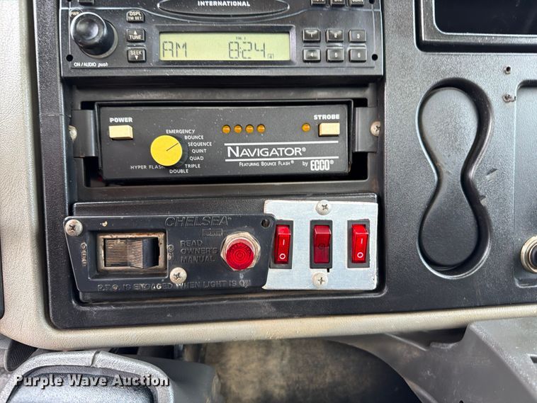 image for item EG9248 2008 International 4300 utility / service truck