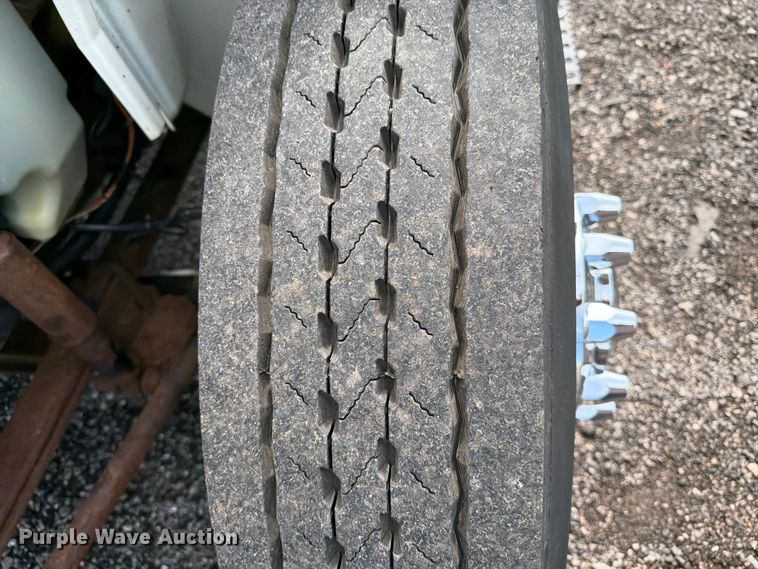image for item EG9248 2008 International 4300 utility / service truck