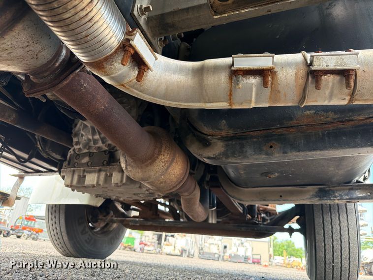 image for item EG9248 2008 International 4300 utility / service truck