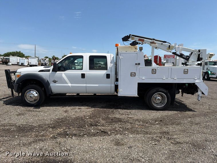 image for item EG9249 2015 Ford F550 Super Duty Crew Cab utility / service truck