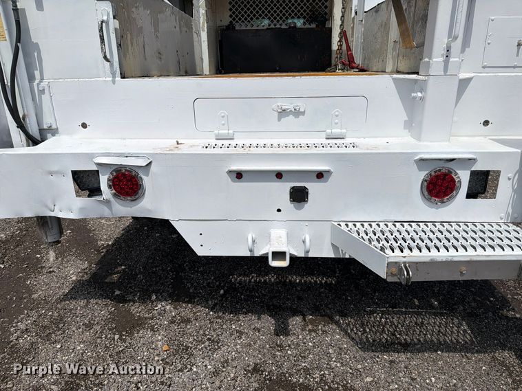 image for item EG9249 2015 Ford F550 Super Duty Crew Cab utility / service truck