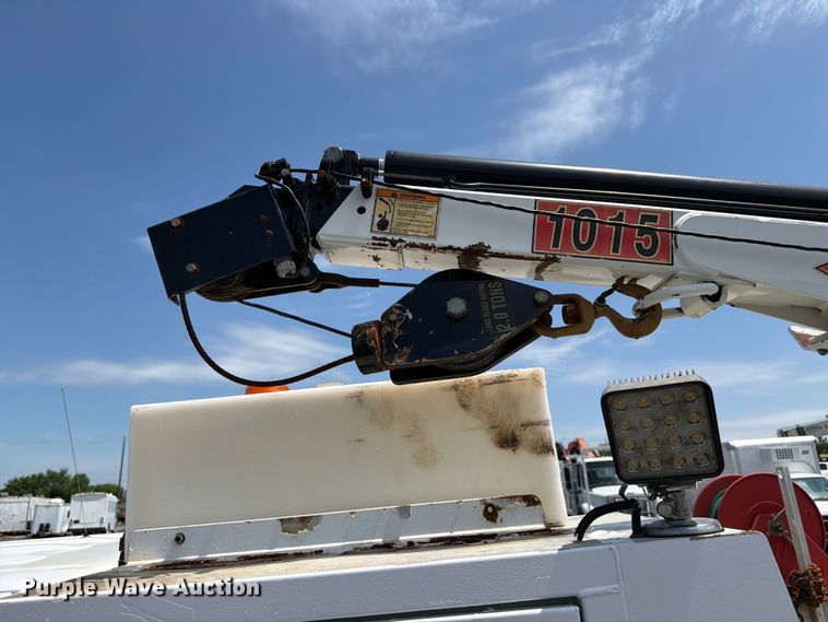 image for item EG9249 2015 Ford F550 Super Duty Crew Cab utility / service truck