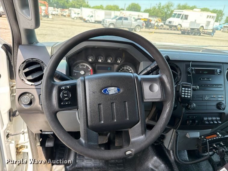 image for item EG9249 2015 Ford F550 Super Duty Crew Cab utility / service truck