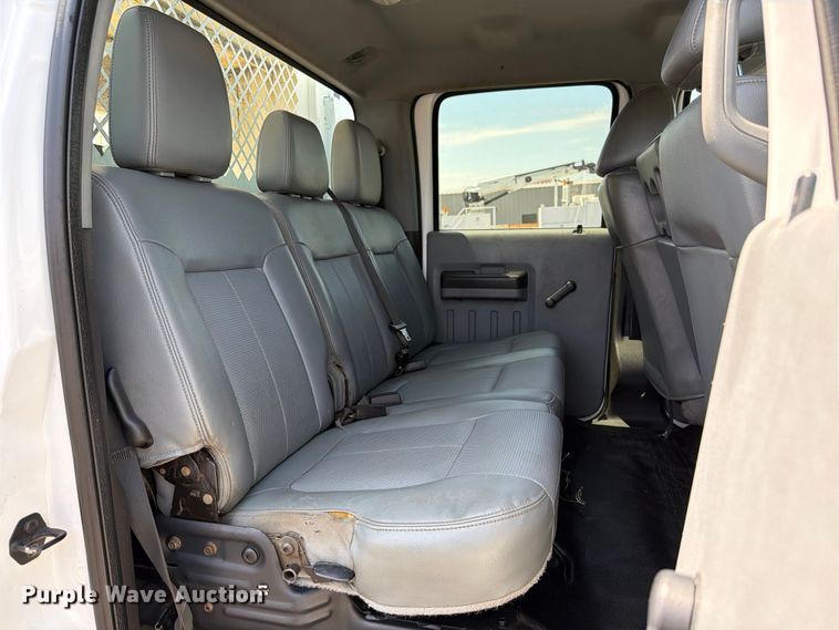 image for item EG9249 2015 Ford F550 Super Duty Crew Cab utility / service truck