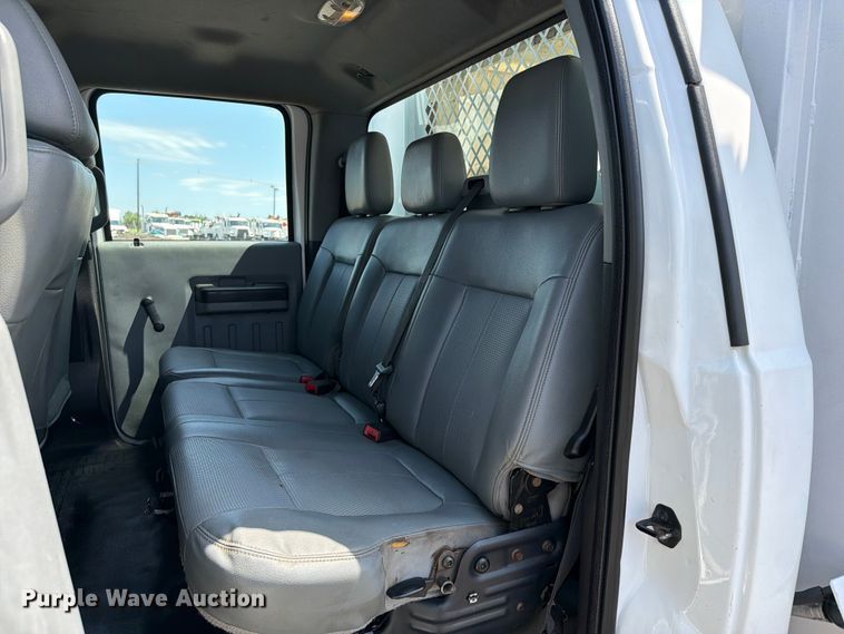 image for item EG9249 2015 Ford F550 Super Duty Crew Cab utility / service truck