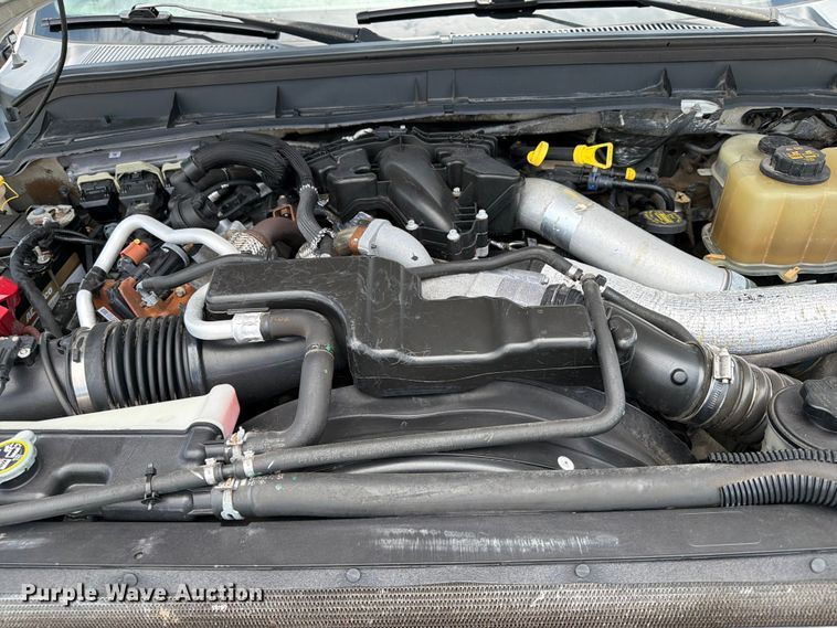 image for item EG9249 2015 Ford F550 Super Duty Crew Cab utility / service truck