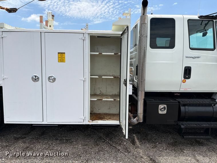 image for item EG9250 2009 International 7500 Ext. Cab utility / service truck