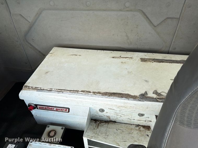 image for item EG9250 2009 International 7500 Ext. Cab utility / service truck