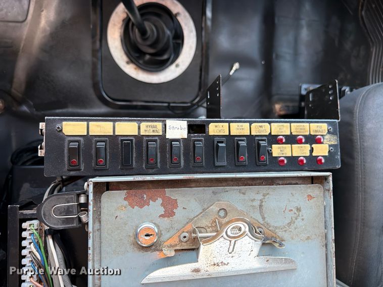 image for item EG9256 2013 Freightliner 108SD Crew Cab crane truck
