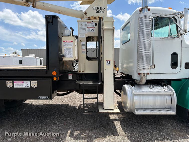 image for item EG9258 1997 Peterbilt 357 crane truck