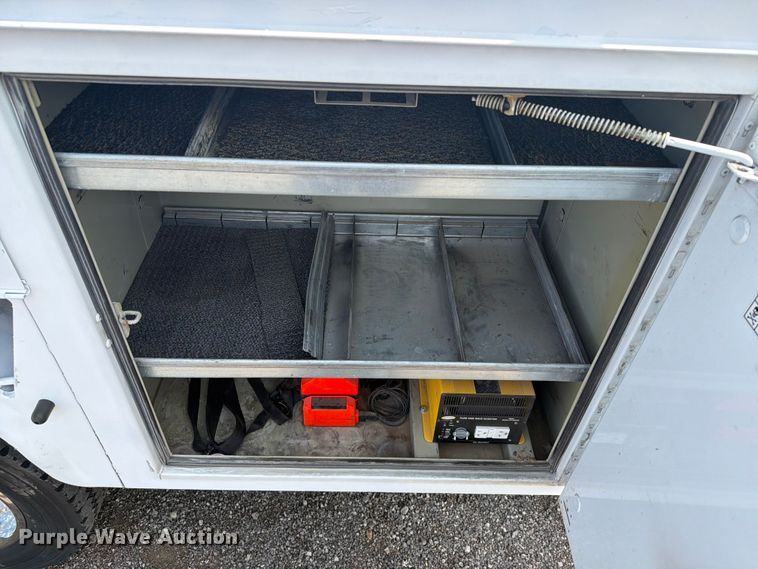 image for item EG9259 2012 Ford F450  Ext. Cab utility / service truck