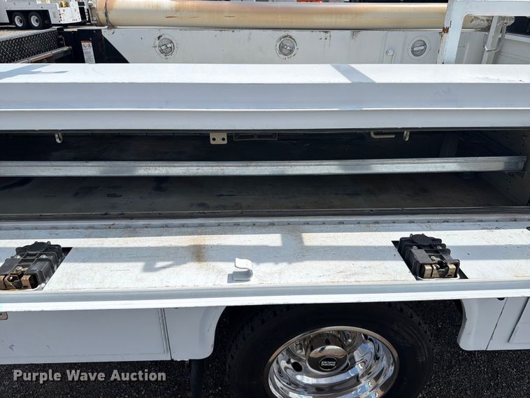 image for item EG9259 2012 Ford F450  Ext. Cab utility / service truck