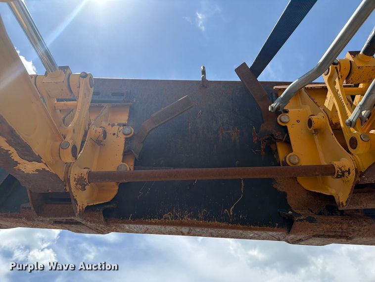 image for item EG9265 2003 John Deere 110 backhoe