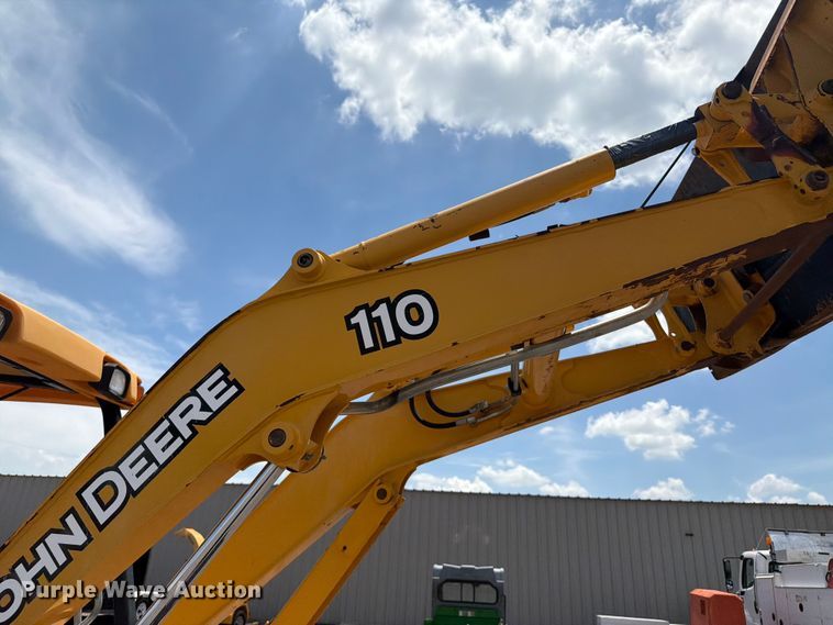 image for item EG9265 2003 John Deere 110 backhoe