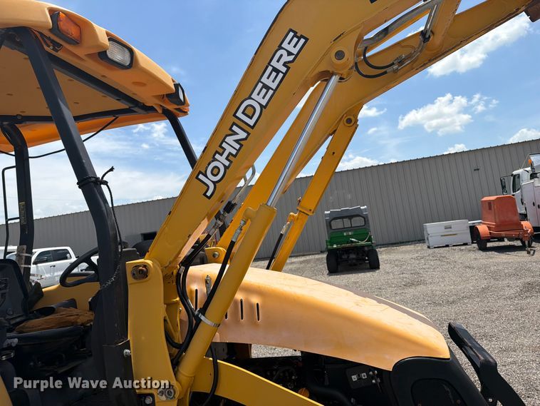 image for item EG9265 2003 John Deere 110 backhoe