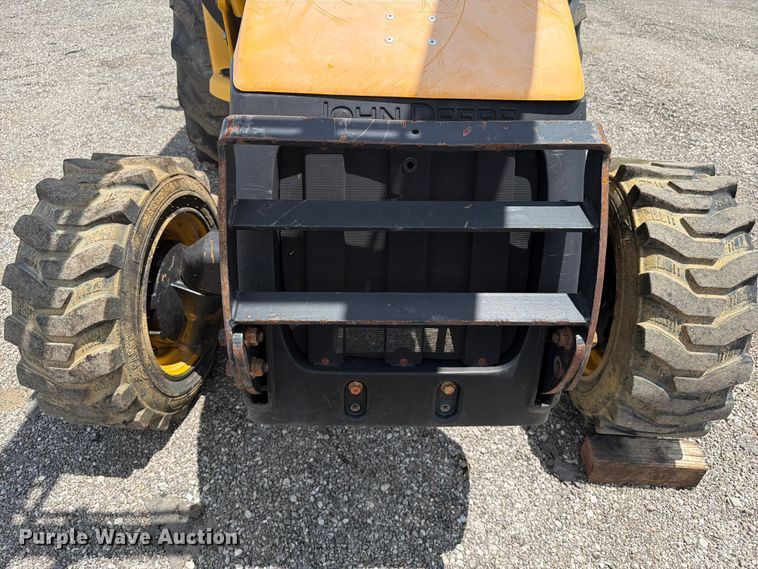 image for item EG9265 2003 John Deere 110 backhoe