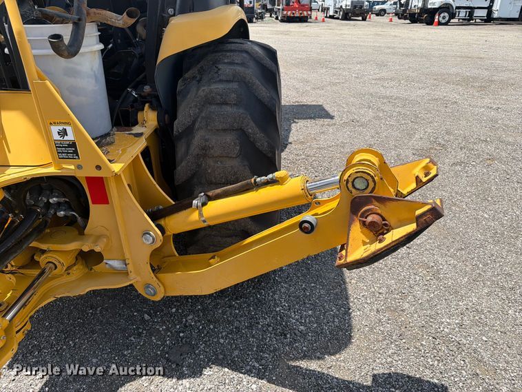 image for item EG9265 2003 John Deere 110 backhoe