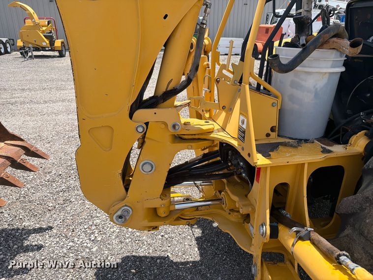 image for item EG9265 2003 John Deere 110 backhoe