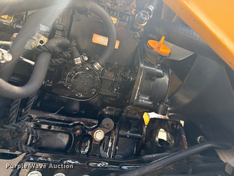 image for item EG9265 2003 John Deere 110 backhoe