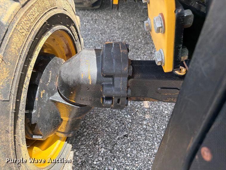 image for item EG9265 2003 John Deere 110 backhoe