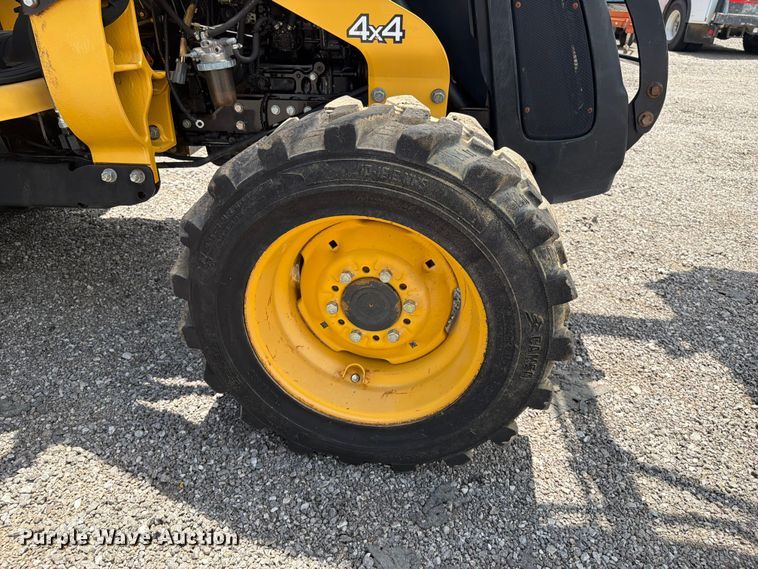 image for item EG9265 2003 John Deere 110 backhoe