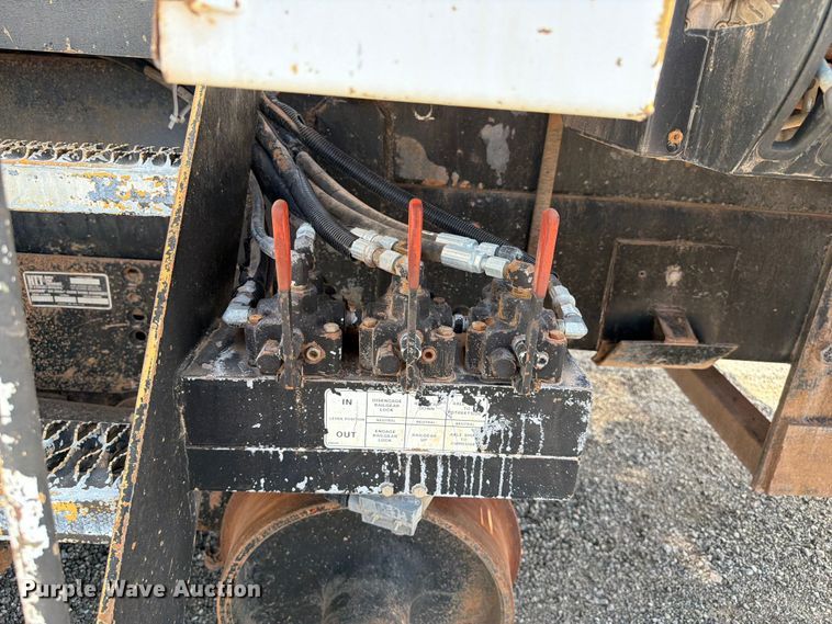 image for item EG9269 2007 Freightliner Business Class M2 Crew Cab crane truck
