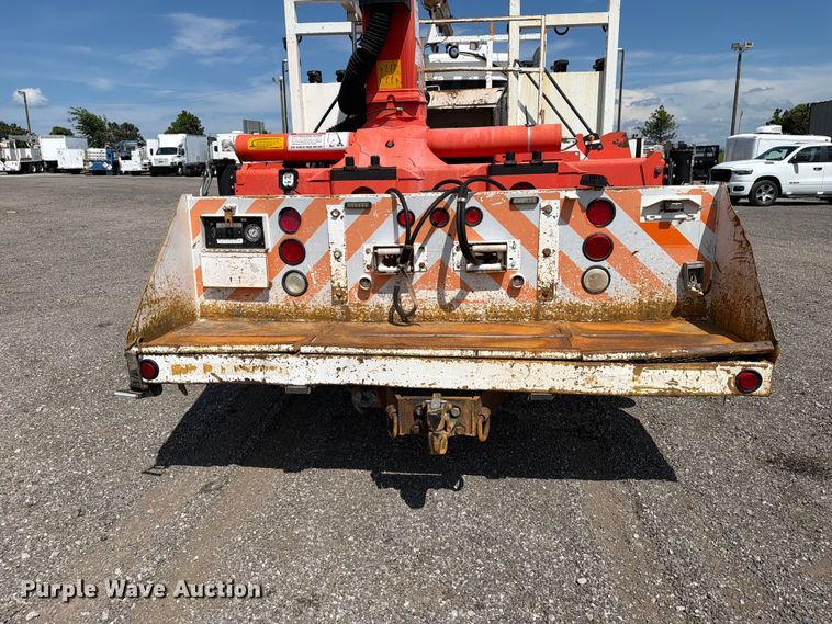 image for item EG9269 2007 Freightliner Business Class M2 Crew Cab crane truck