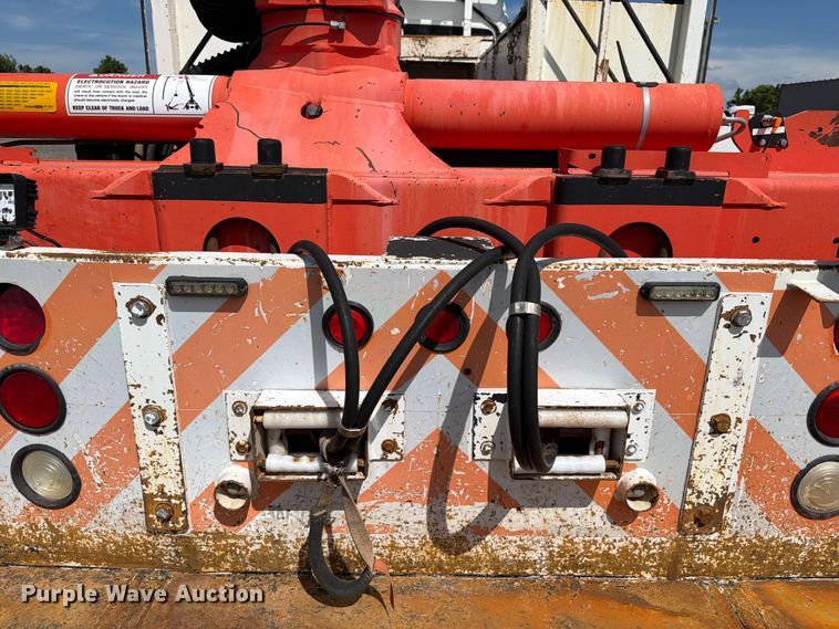 image for item EG9269 2007 Freightliner Business Class M2 Crew Cab crane truck
