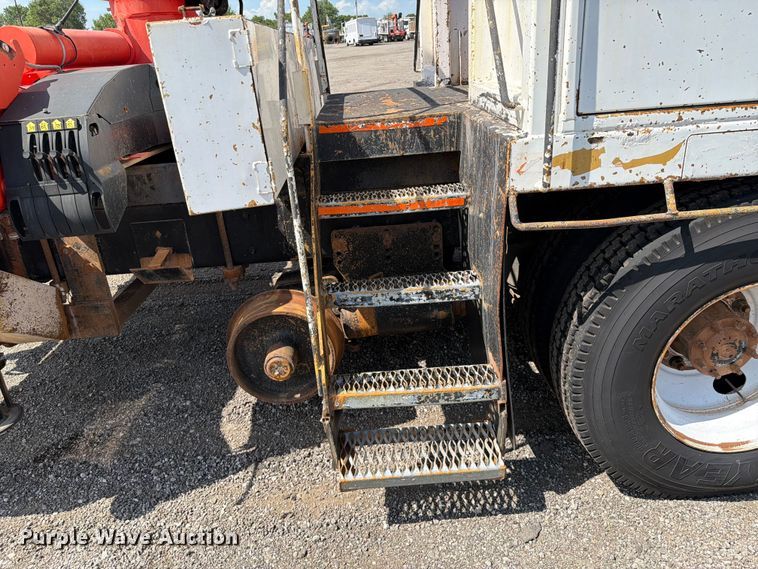 image for item EG9269 2007 Freightliner Business Class M2 Crew Cab crane truck