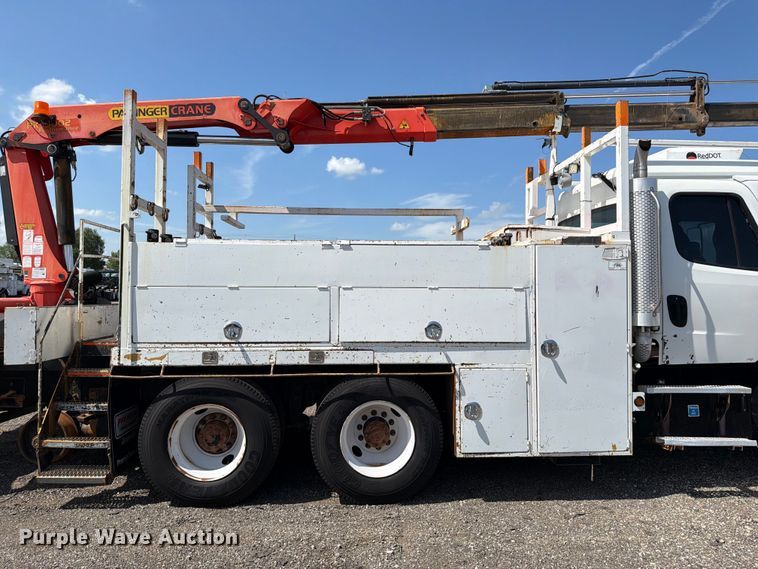 image for item EG9269 2007 Freightliner Business Class M2 Crew Cab crane truck