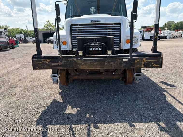 image for item EG9269 2007 Freightliner Business Class M2 Crew Cab crane truck