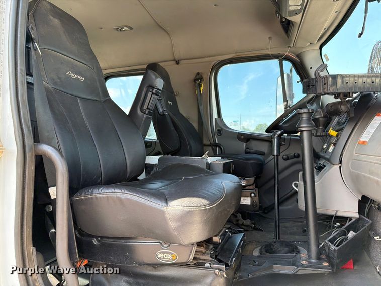 image for item EG9269 2007 Freightliner Business Class M2 Crew Cab crane truck