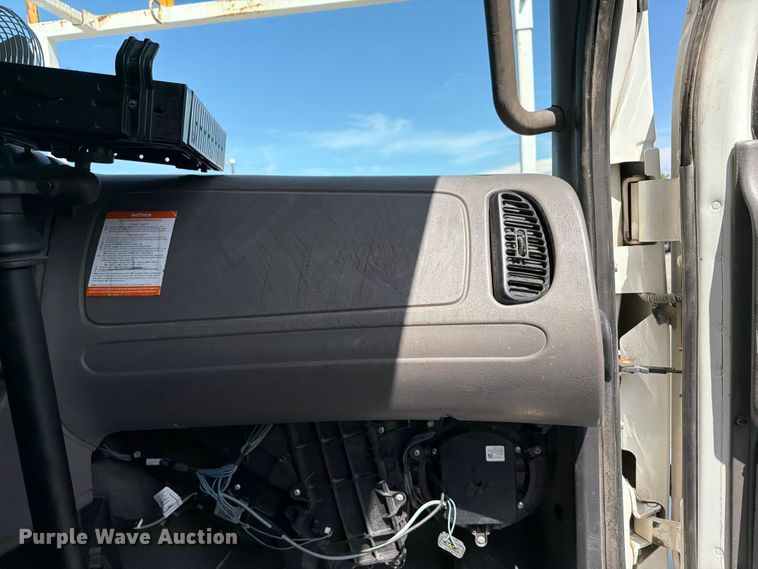 image for item EG9269 2007 Freightliner Business Class M2 Crew Cab crane truck