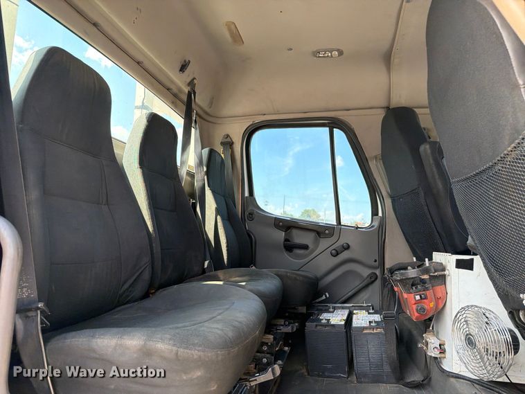 image for item EG9269 2007 Freightliner Business Class M2 Crew Cab crane truck