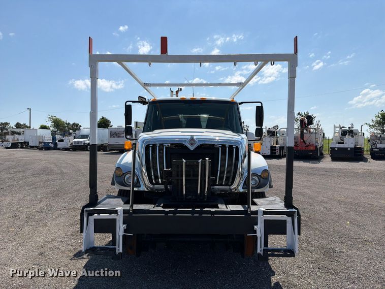 image for item EG9276 2009 International 7500 Crew Cab crane truck