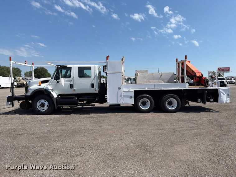 image for item EG9276 2009 International 7500 Crew Cab crane truck