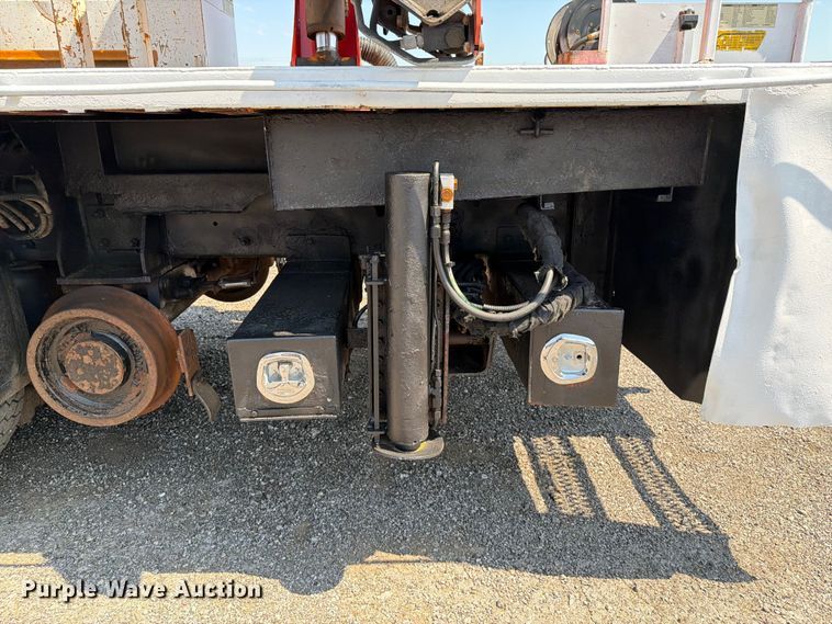 image for item EG9276 2009 International 7500 Crew Cab crane truck