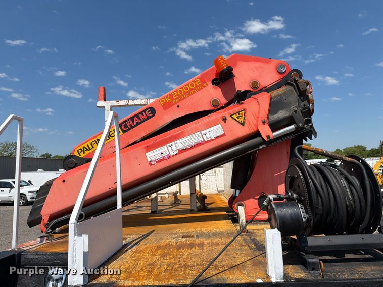 image for item EG9276 2009 International 7500 Crew Cab crane truck