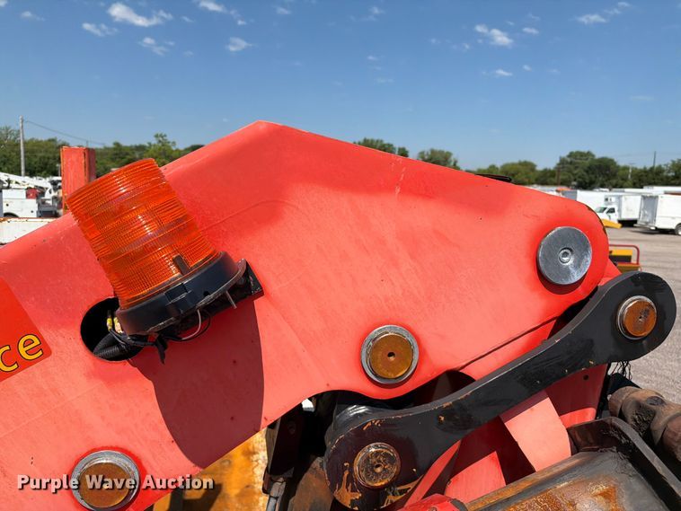 image for item EG9276 2009 International 7500 Crew Cab crane truck